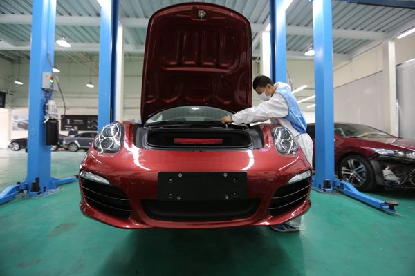 保時(shí)捷維修案例